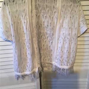 Ladies white open cardigan sweater size missing, probably a large